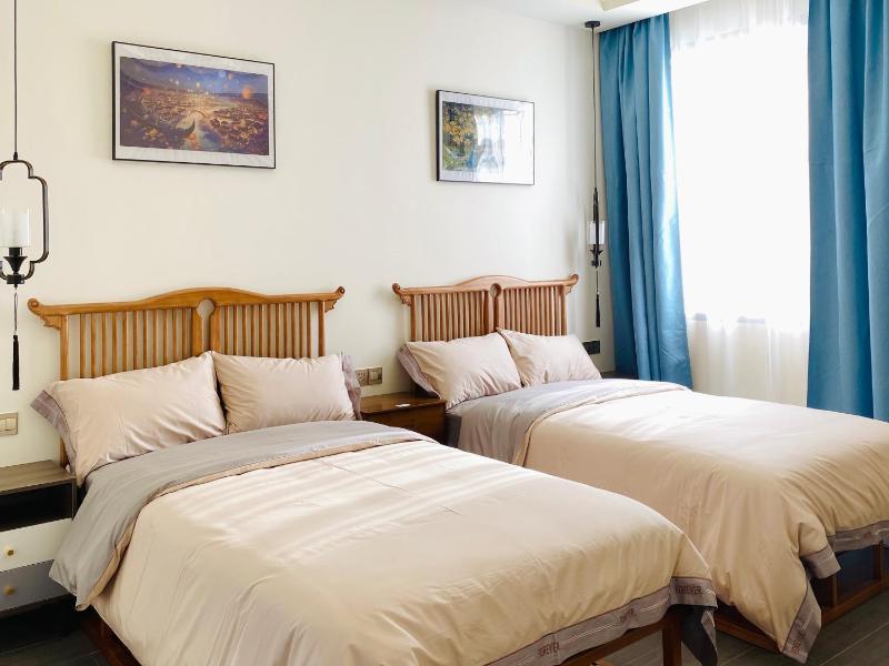 Fuxian Lake Qishe B&B - image 15