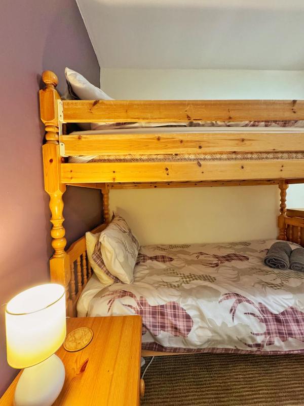 Large Two-Bedroom Cottage image 3