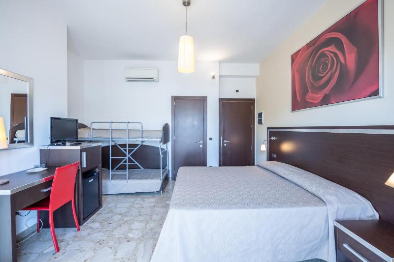 Hotel Florence - image 2