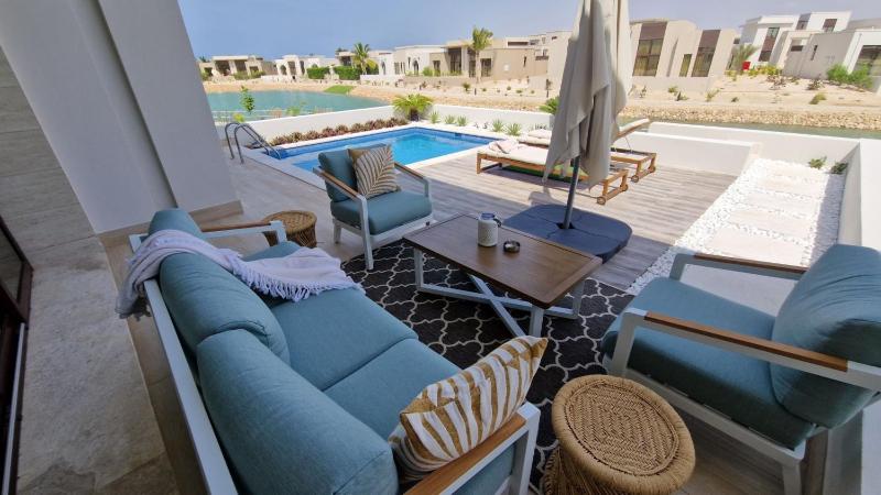 Beachfront Bliss Hawana - image 39