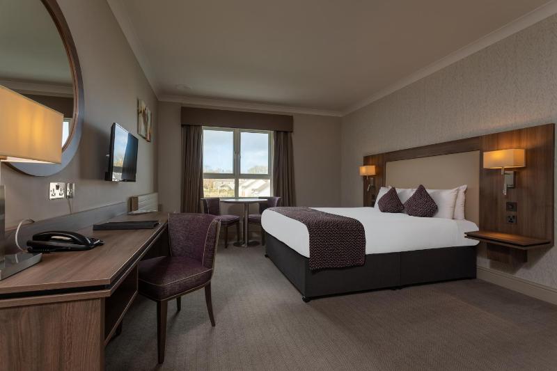 Standard Double Room image 2