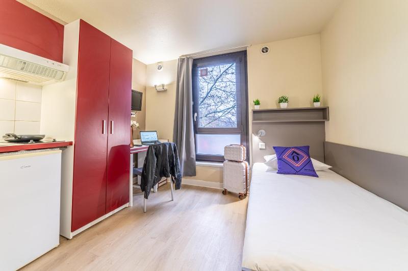 Single Room image 1