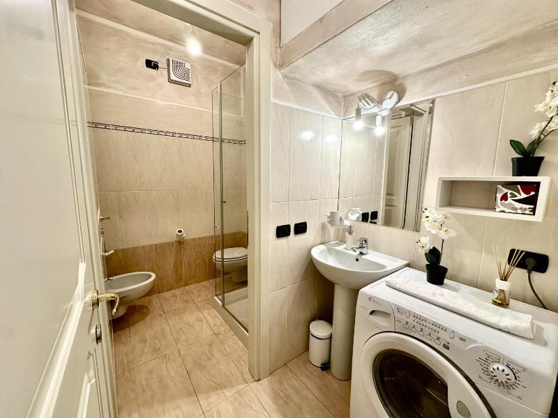 Luxe in the City apartment - image 5