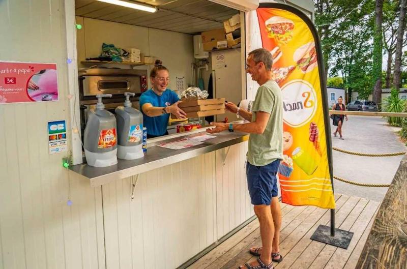 ZEcamping chiens acceptes espace aquatique et bar - image 14