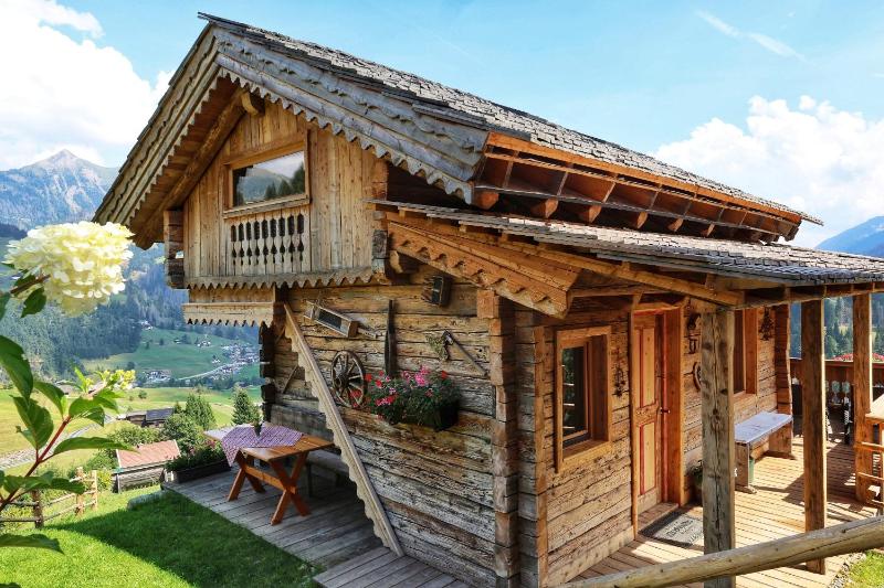 Two-Bedroom House image 3