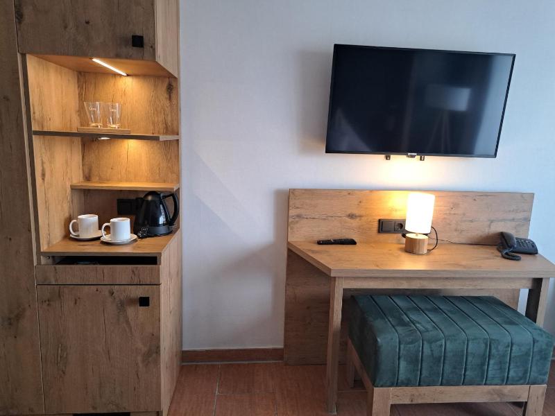 Single Room image 4