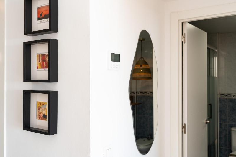 Horizon del Mar 2BD Terrace Sea View & Pool & Parking - image 6