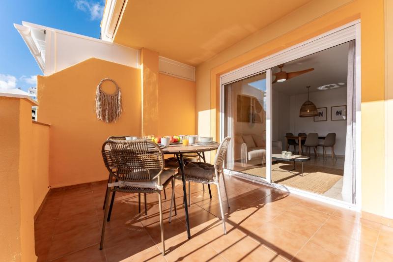 Horizon del Mar 2BD Terrace Sea View & Pool & Parking - image 17