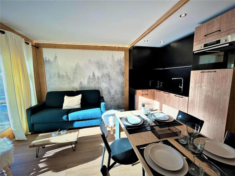 Appartement rénové 2 pièces cabine avec balcon et accès piscine - Méribel - FR-1-180-637 - image 4