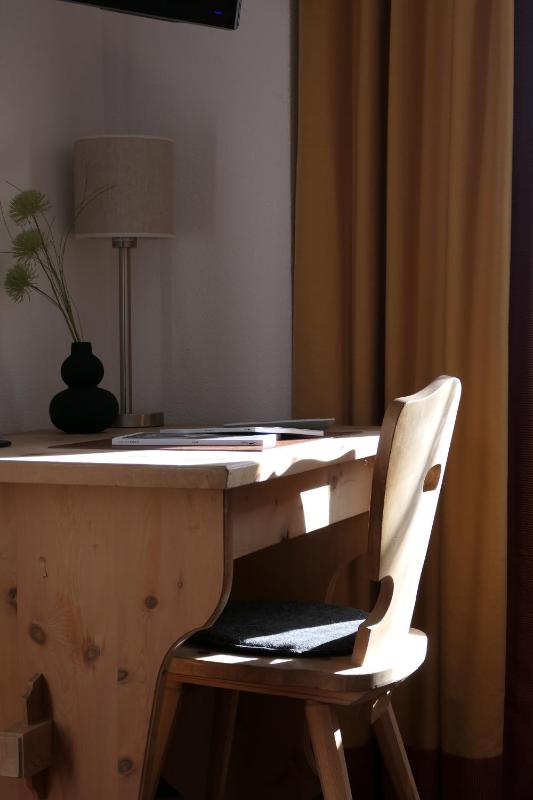 Single Room image 4
