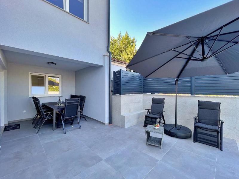 Apartment Bonum with Private Pool - image 22