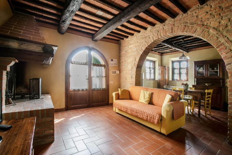 Superior Two-Bedroom Apartment (6 Adults) image 3