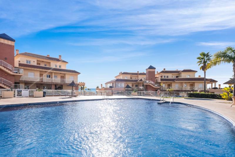 Penthouse with Jacuzzi by Costarentals - Ref 244 - image 18
