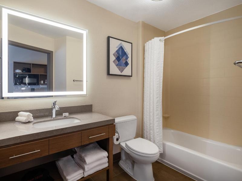 Standard Room image 2
