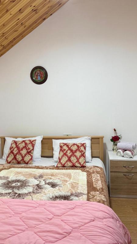Budget Double Room image 3
