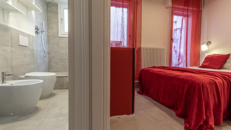 Suite Modena al Centro - Affitti Brevi Italia - image 9