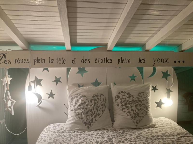 Double Room image 3