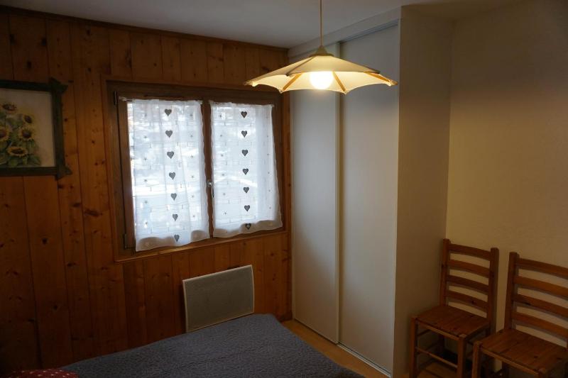 Apartment with Mountain View image 4
