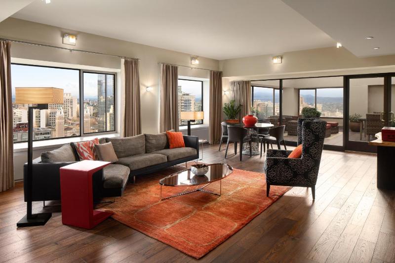 Renaissance Seattle Hotel - image 4