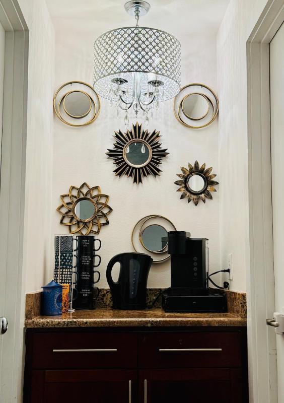 Arbnb-Vintage Modern Luxury-Deep Ellum-Fair Park-Downtown Dallas - image 10