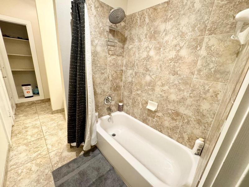 Arbnb-Vintage Modern Luxury-Deep Ellum-Fair Park-Downtown Dallas - image 13