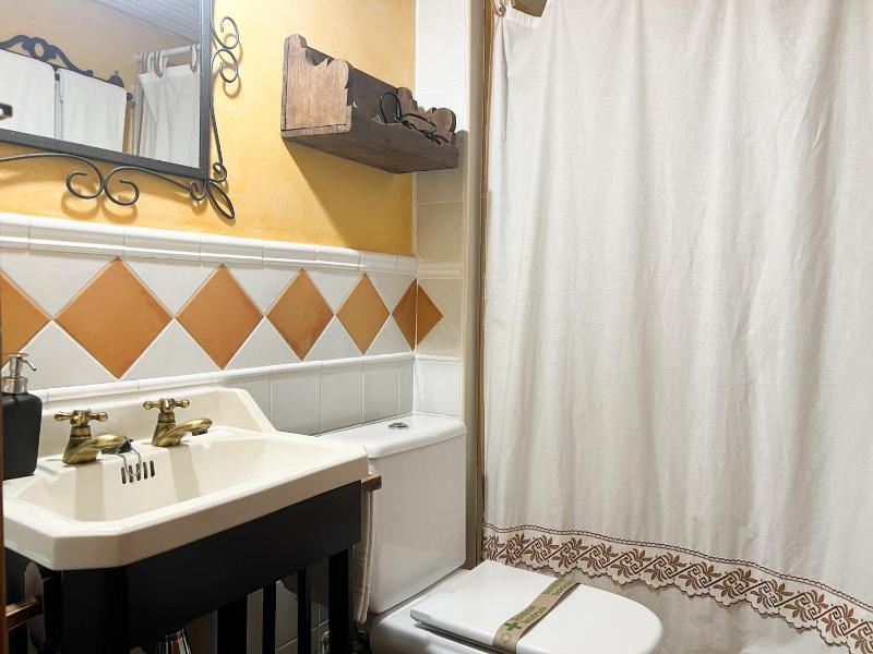 Double Room image 2