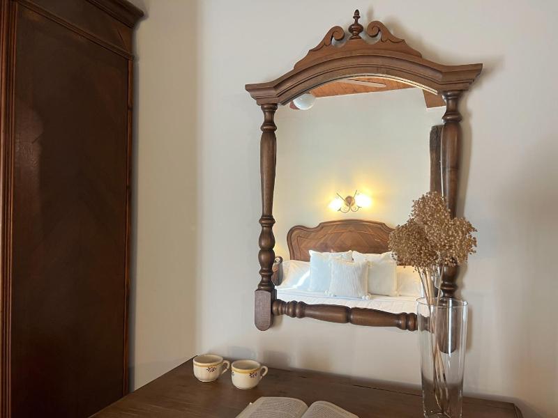Double Room image 3