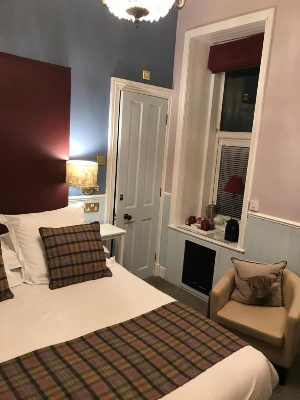 Double Room image 1