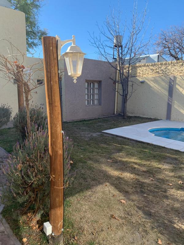Hermosa Casa con pileta - image 19