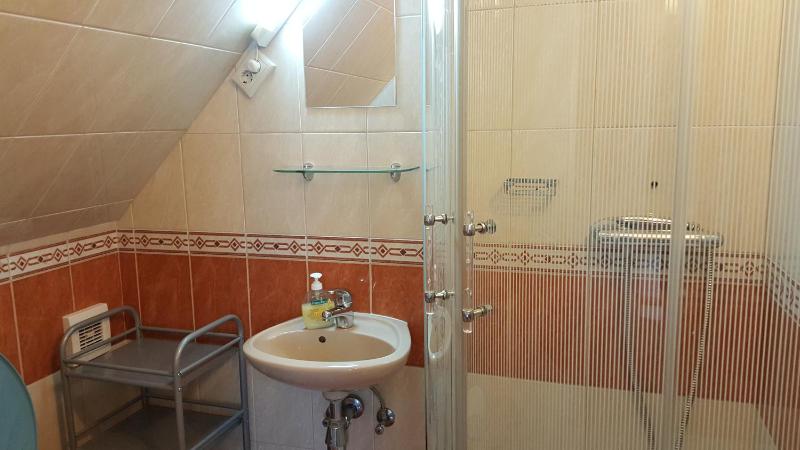 Double Room image 4