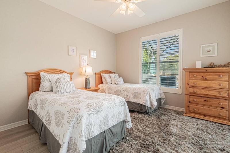 Briarwood- Tivoli Dr - image 13