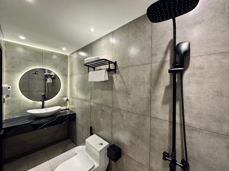LION 15 Hotel - image 6