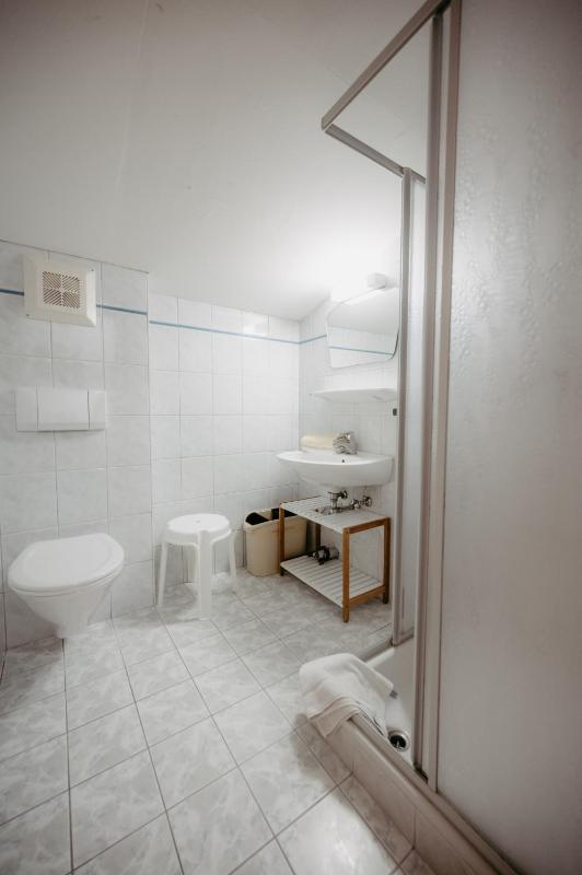 Budget Double or Twin Room image 3