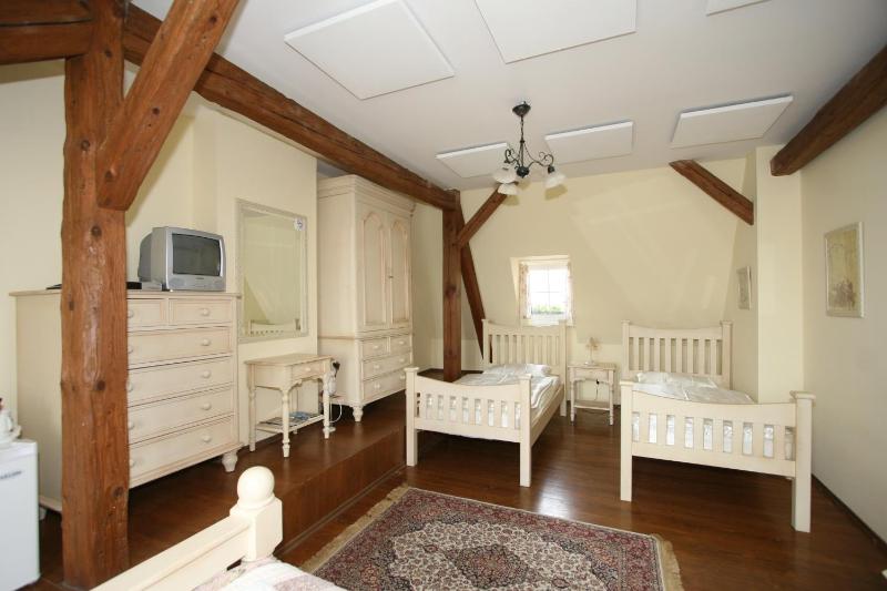 Quadruple Room with Private Bathroom image 4