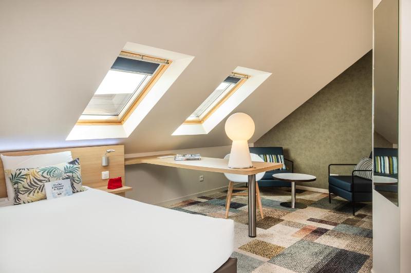Superior Double Room image 4