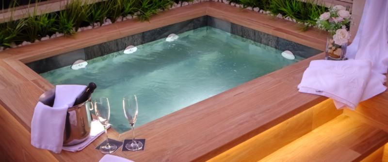 Premium double with heated mini pool on private terrace image 1