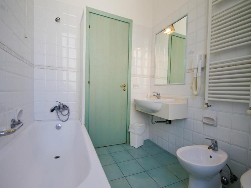 Hotel Serapo - image 12