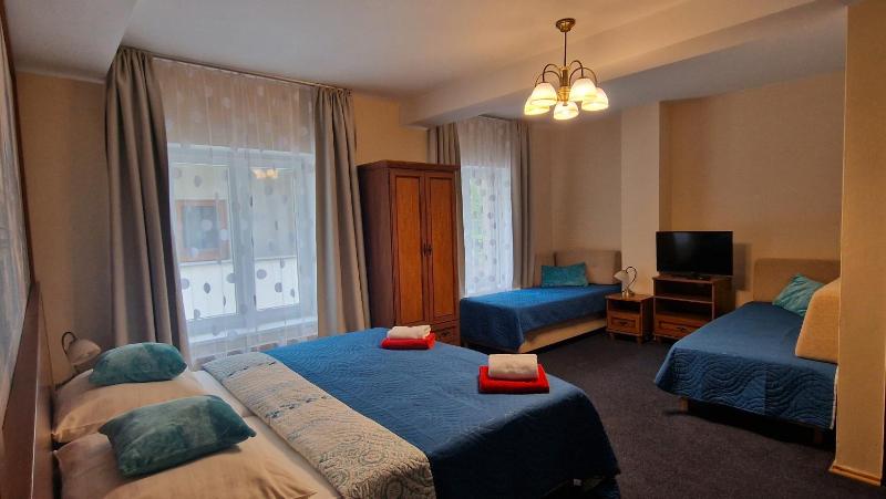 Quadruple Room image 1