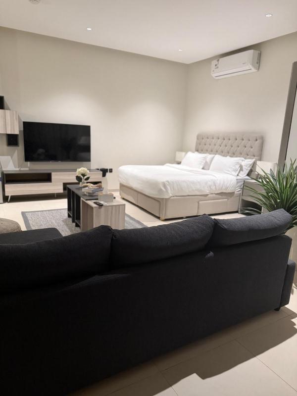 Wonder Garden View DBL & Balcony in AlMalqa - image 1