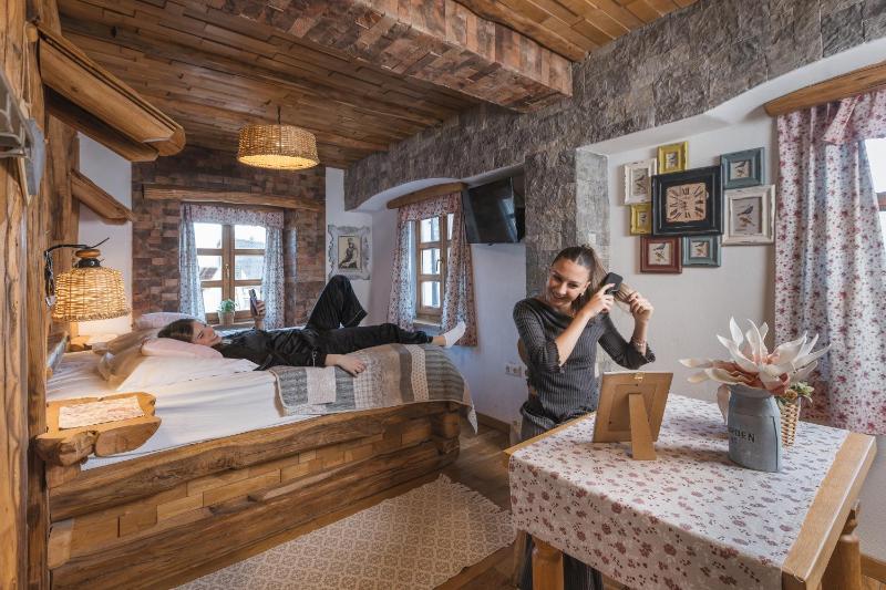 Executive Suite image 3