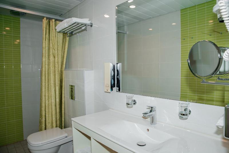 Family Suite (2 Adults + 2 Children) with Balcony and City View image 1