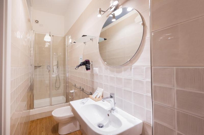 Panoramic Rooms Salerno - image 20