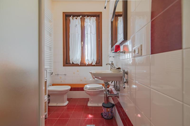 Double or Twin Room image 2