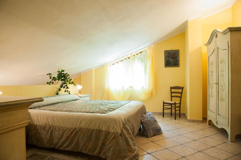 Double Room - Attic image 3