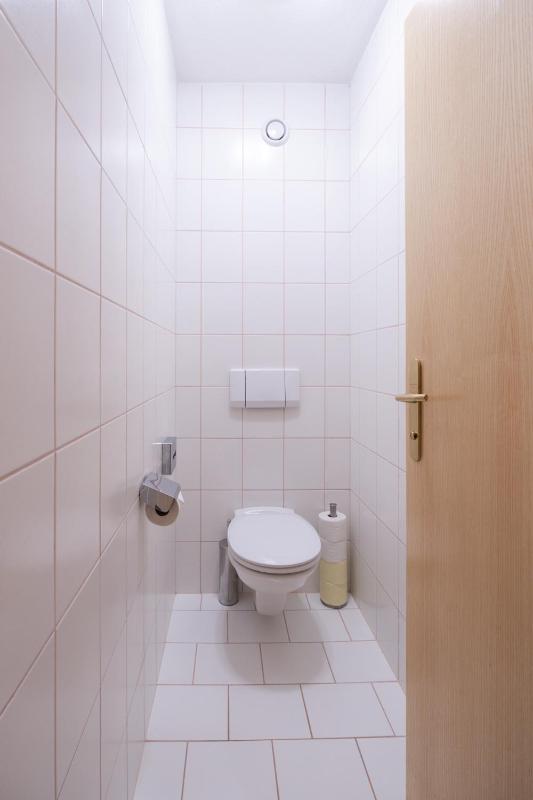 One-Bedroom Apartment image 3
