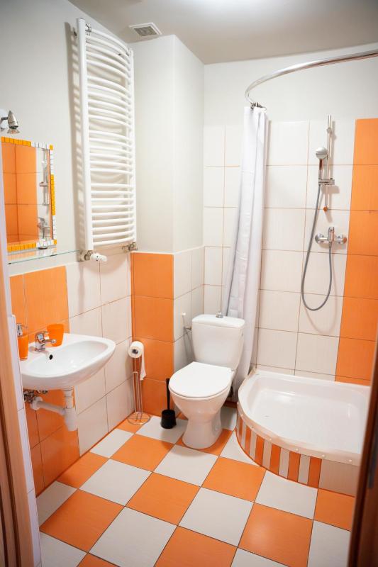 Standard Triple Room image 4