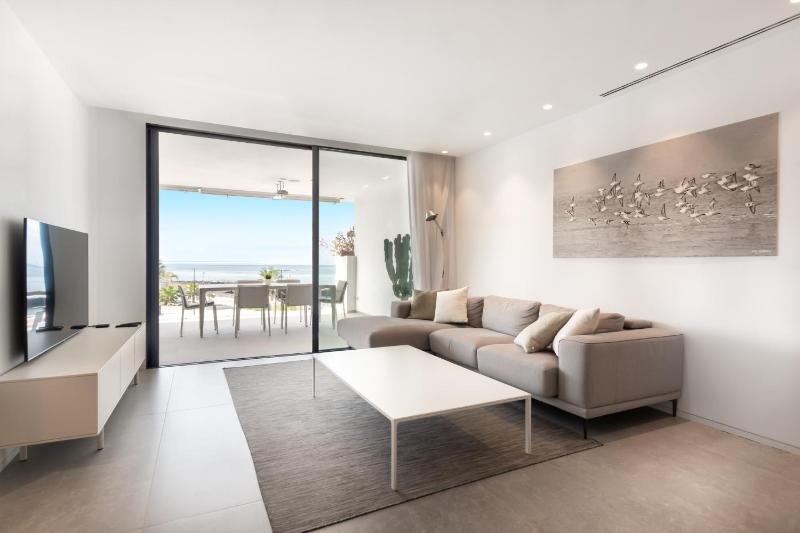 Infinity 1-7 LUXE SEA VIEW 2B - image 10
