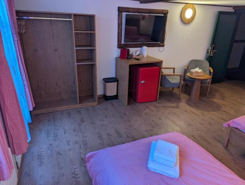 Triple Room image 3