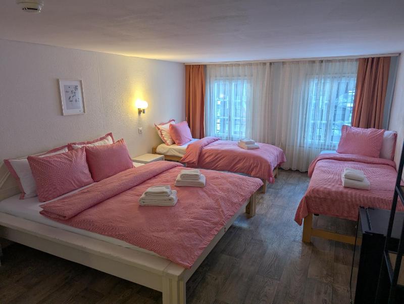Quadruple Room image 1
