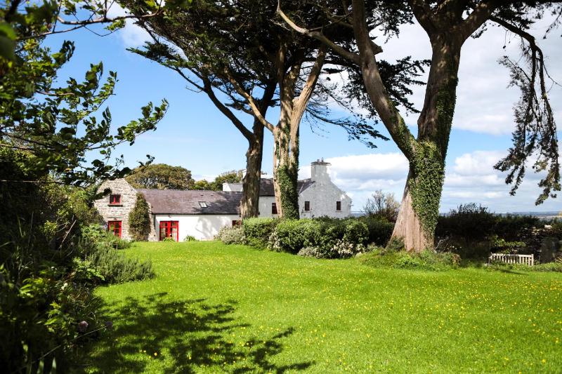Villa with Sea View image 2